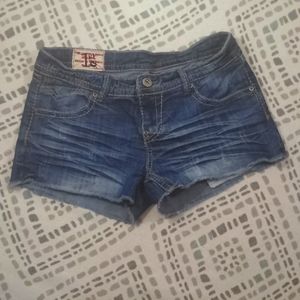 1st kiss jean shorts sz.9